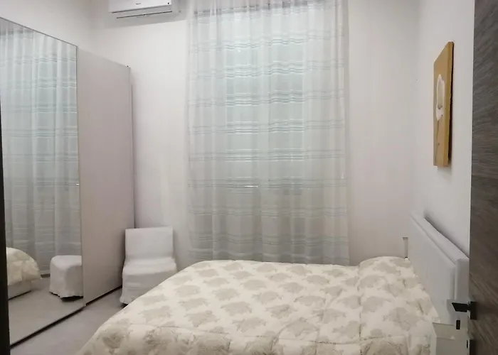 Apartment New Varese Venus